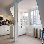 Tour Eiffel Paris Studio 2 Personnes